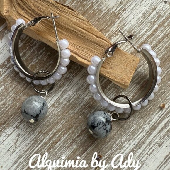 Alquimia Silver and White Hoop Earrings with obsidian stone charms - Picture 1 of 1